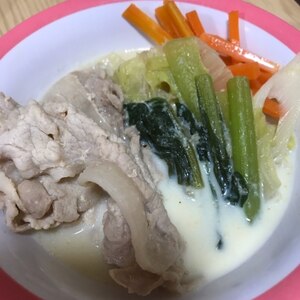 鍋の素より美味しい♪和風ごまみそ豆乳鍋